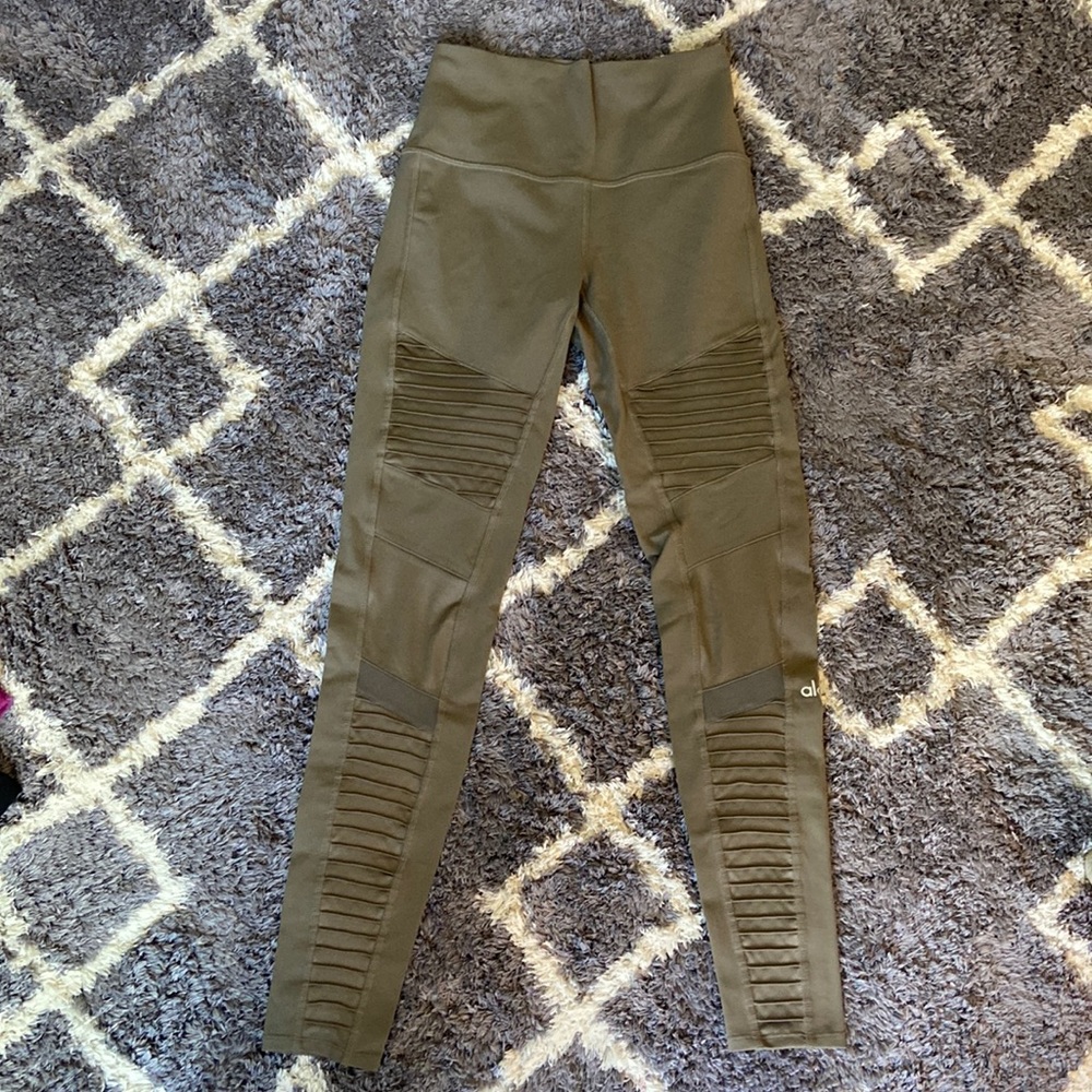 Alo leggings